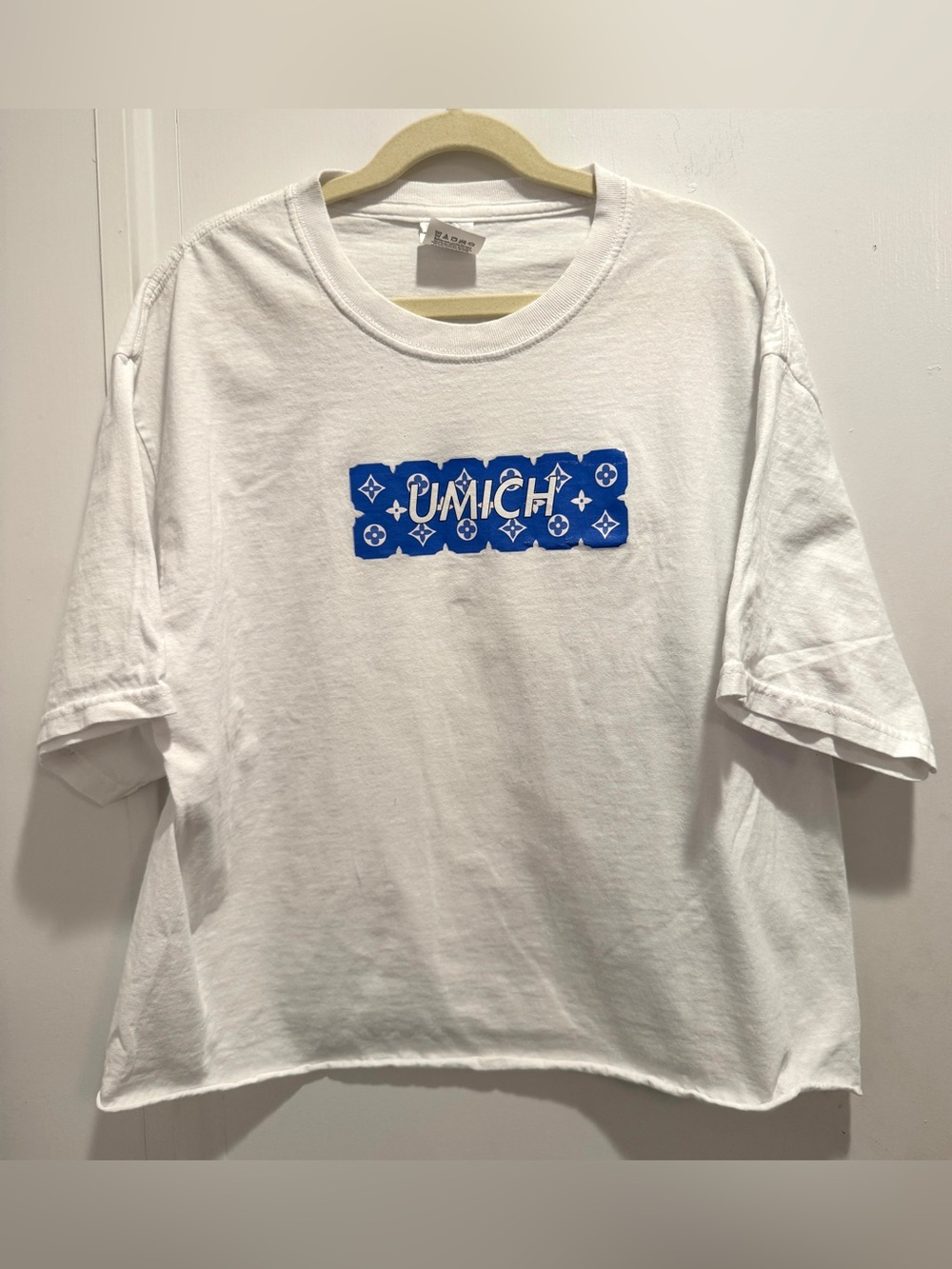 U Michigan cotton crop t-shirt. Size M.  Machine wash. A+ Condition. Retail $50